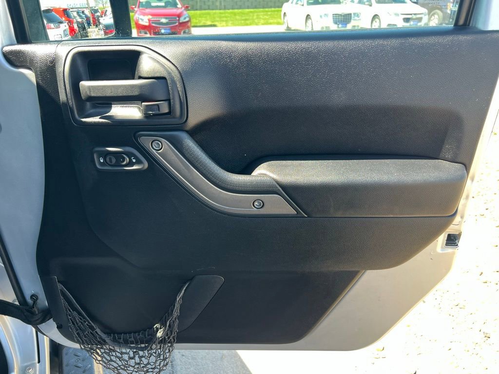 Used 2011 Jeep Wrangler Unlimited Sport AWD/4WD image 22