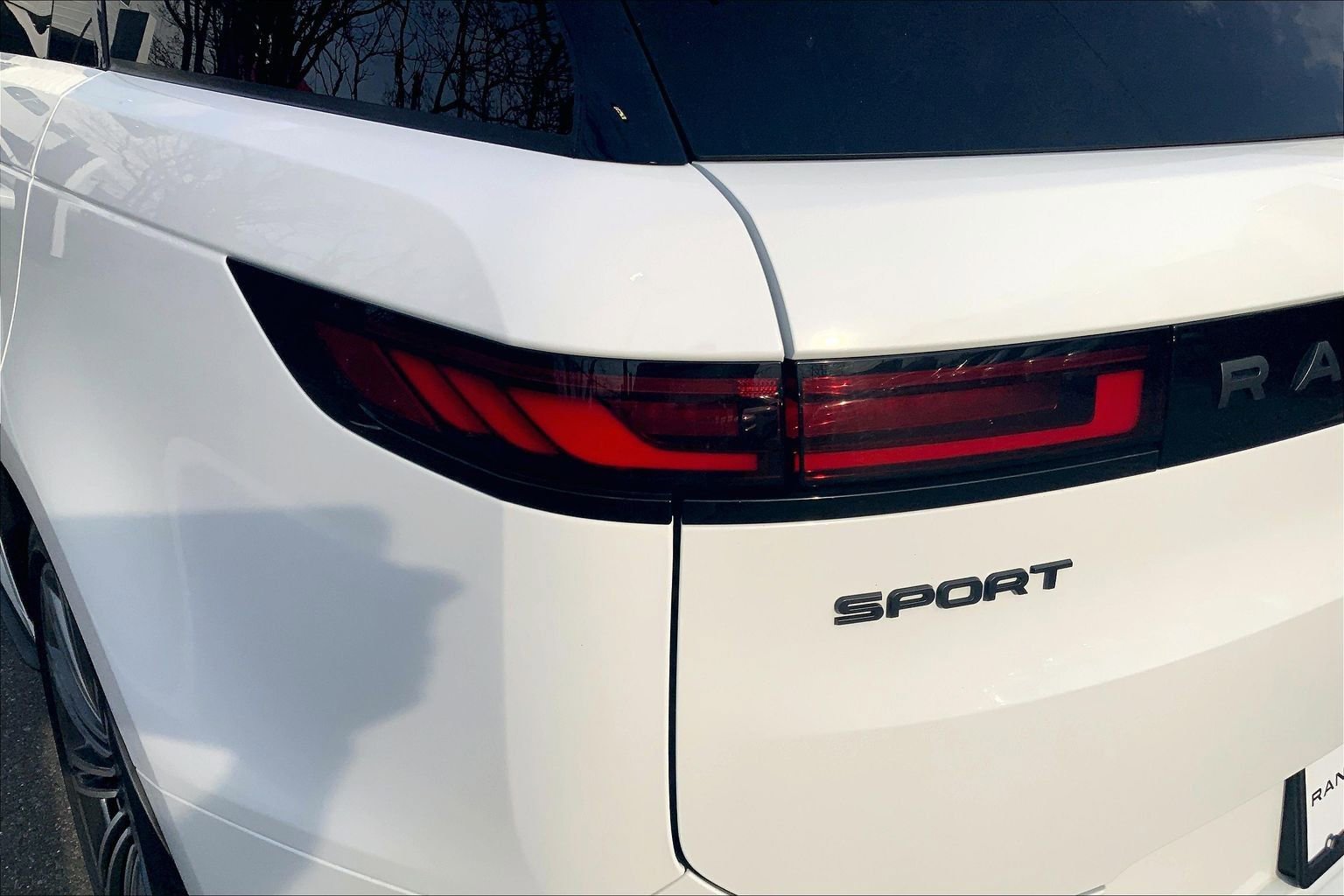 Certified 2024 Land Rover Range Rover Sport Dynamic SE AWD/4WD image 28