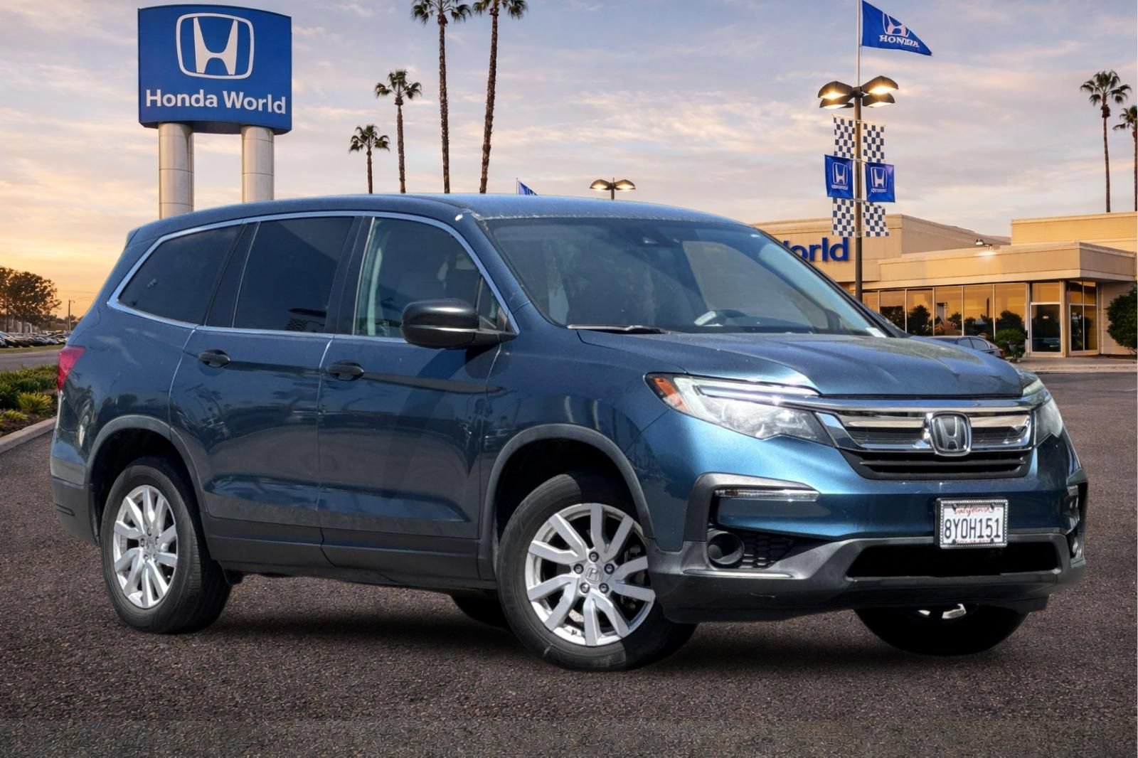 Certified 2019 Honda Pilot LX image 2