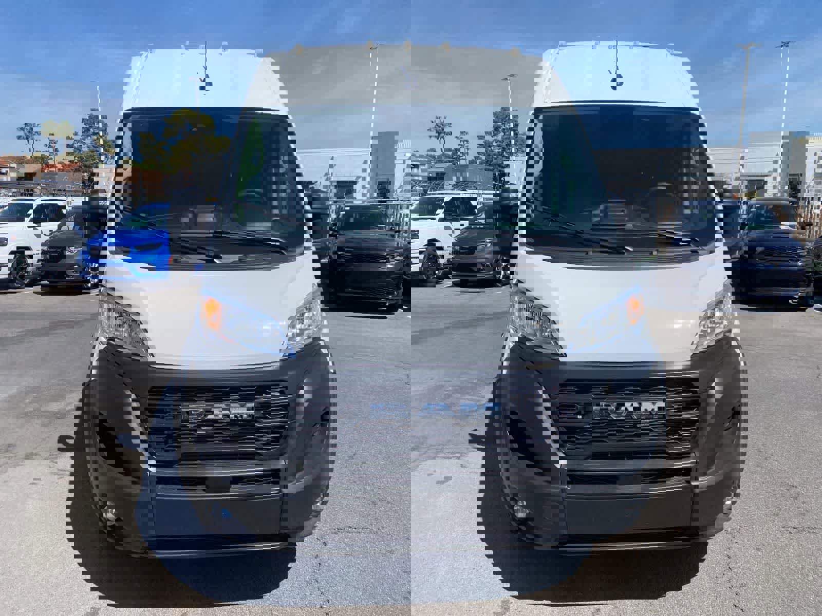 Used 2025 RAM ProMaster 2500 w/ Convenience Group image 2