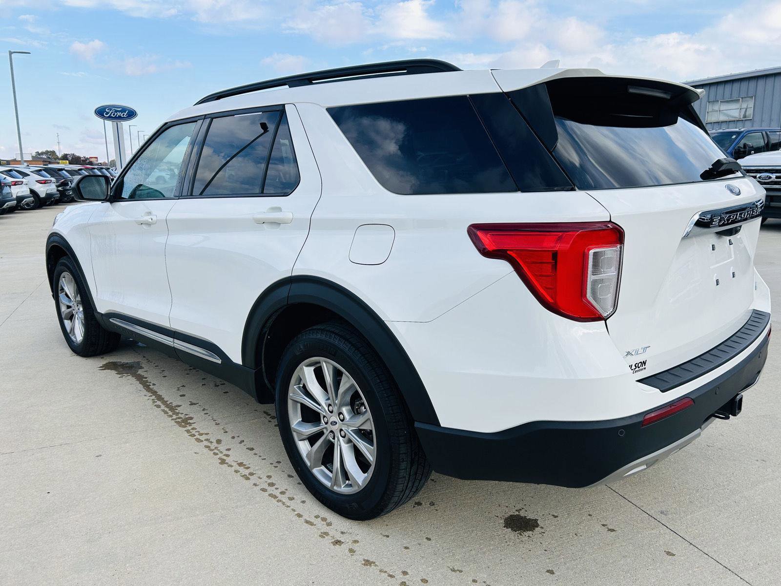 Used 2023 Ford Explorer XLT w/ Equipment Group 202A image 41