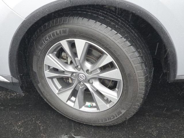 Used 2018 Nissan Murano SL w/ Moonroof Package image 25