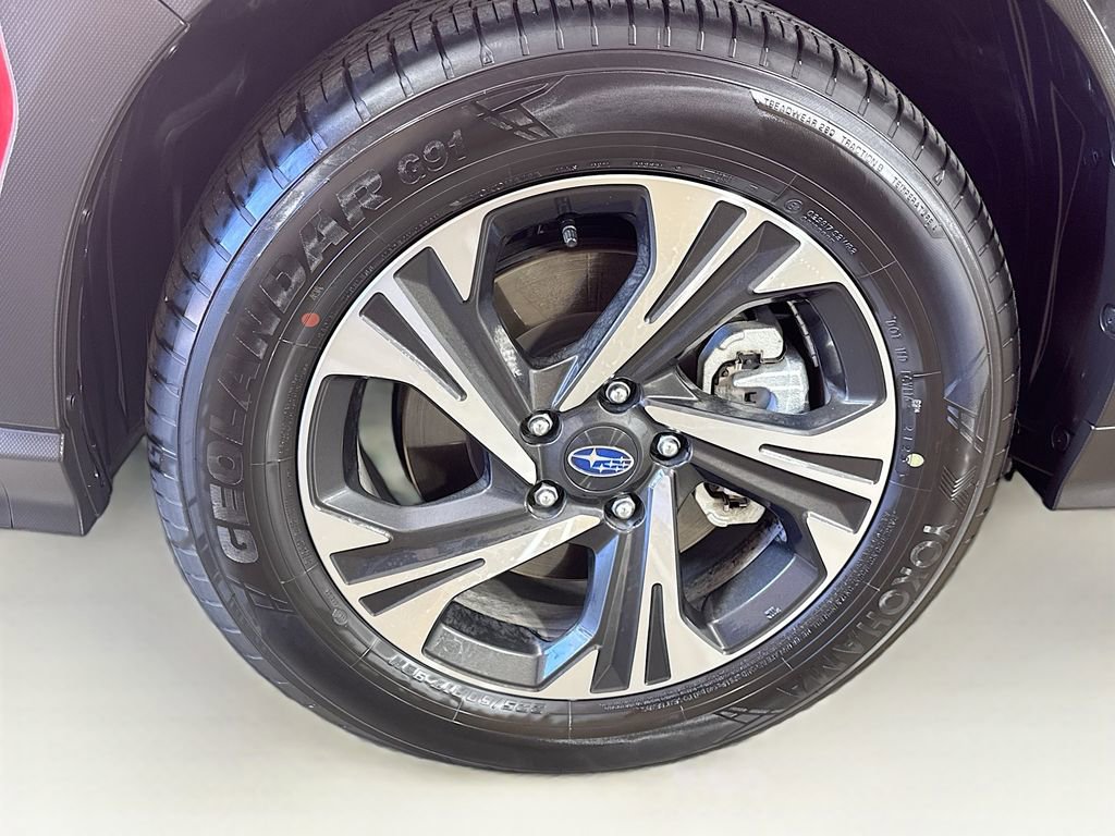 Certified 2025 Subaru Crosstrek 2.0i Premium image 39