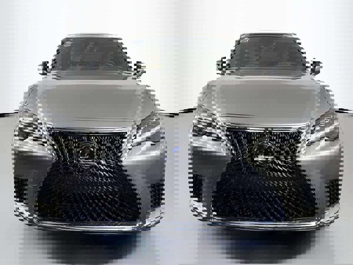 Used 2024 Lexus LS 500 w/ Interior Upgrade Package image 2