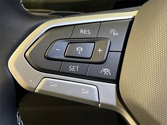 New 2026 Volkswagen Atlas SE image 14