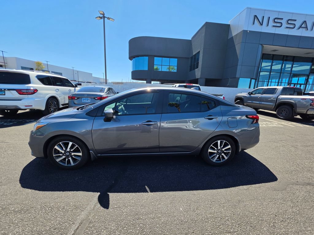 Used 2021 Nissan Versa SV FWD image 8