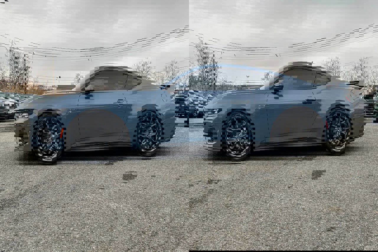 Used 2024 Ford Mustang GT image 6