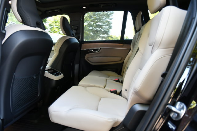 New 2027 Volvo XC90 B6 Plus AWD/4WD image 17