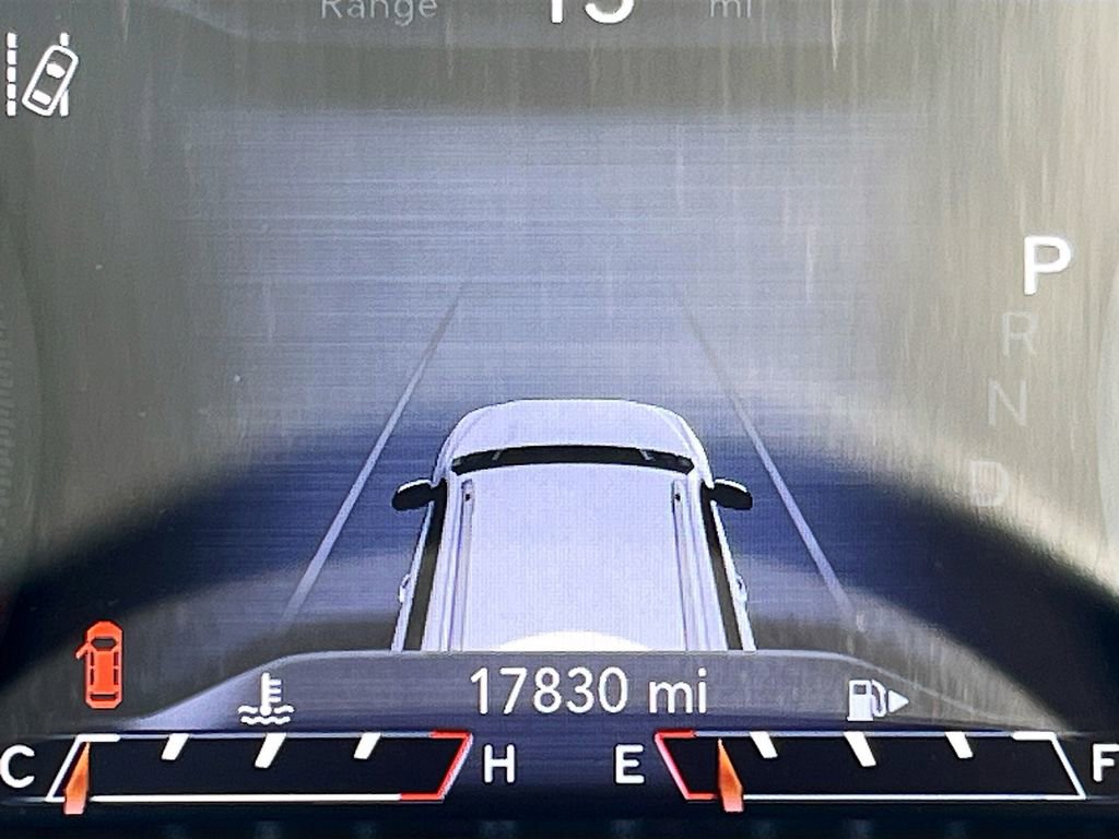 Used 2022 Jeep Cherokee Trailhawk w/ Comfort/Convenience Group image 12