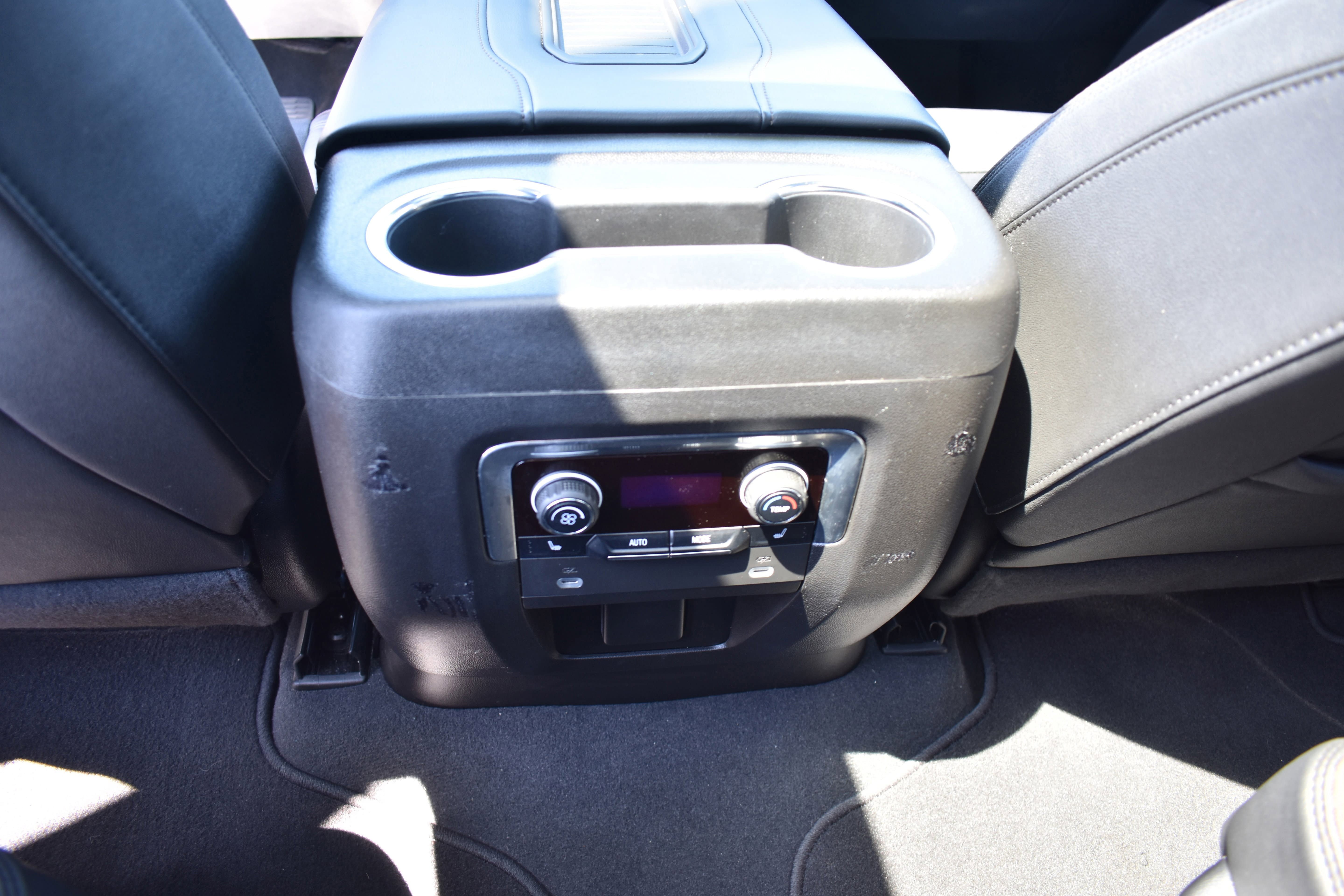 Used 2023 Chevrolet Tahoe High Country w/ Premium Package 2 AWD/4WD image 31