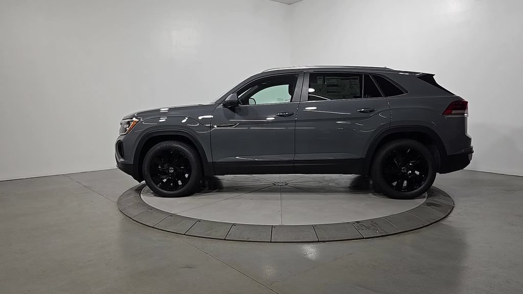 New 2026 Volkswagen Atlas Cross Sport SE AWD/4WD image 2