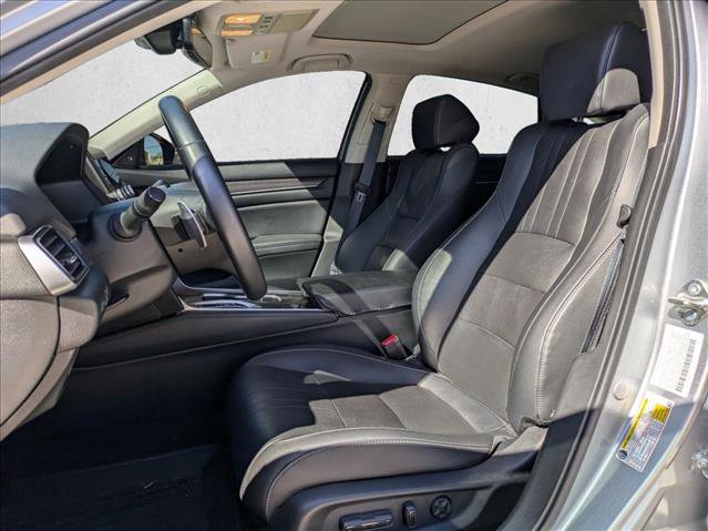 Used 2019 Honda Accord Touring image 18