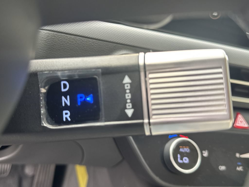 New 2026 Hyundai Sonata SEL FWD image 30