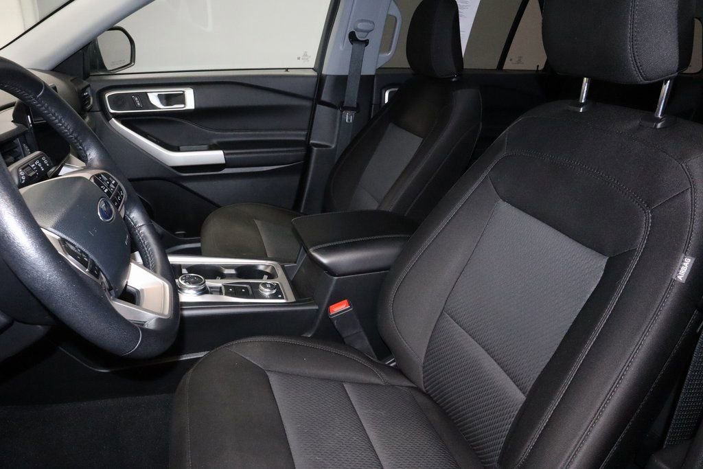 Certified 2023 Ford Explorer XLT image 24