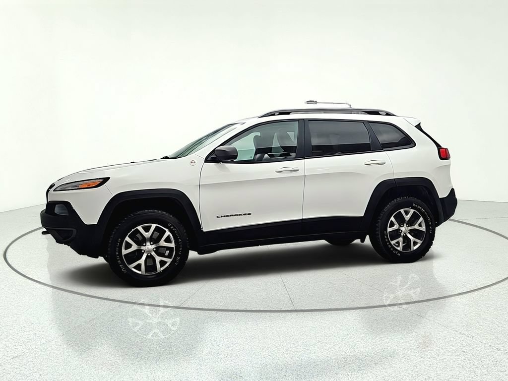Used 2017 Jeep Cherokee Trailhawk w/ Comfort & Convenience Group AWD/4WD image 4