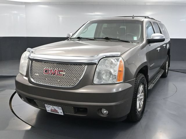 Used 2012 GMC Yukon XL SLT w/ SLT-2 Equipment Package AWD/4WD image 11