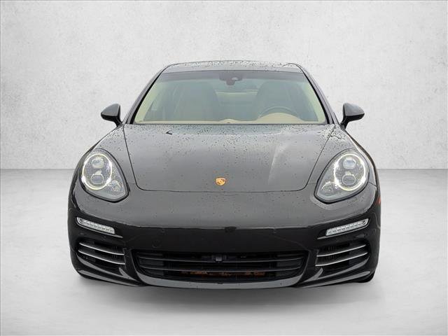 Used 2015 Porsche Panamera 4S image 2