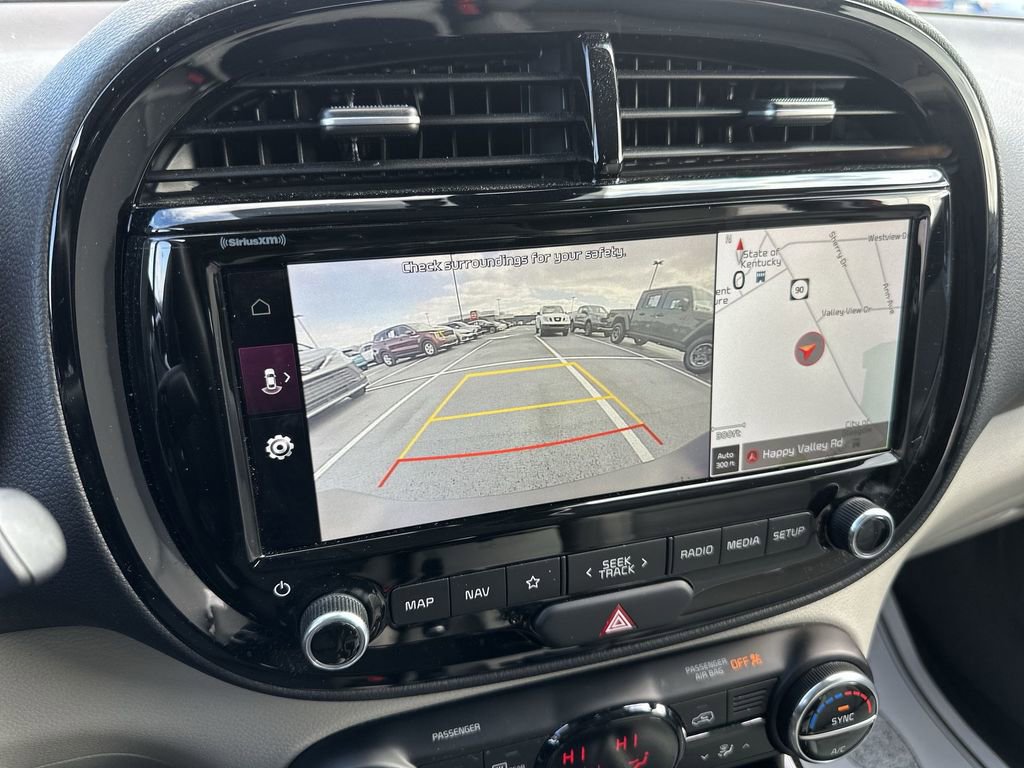 Used 2022 Kia Soul EX image 17