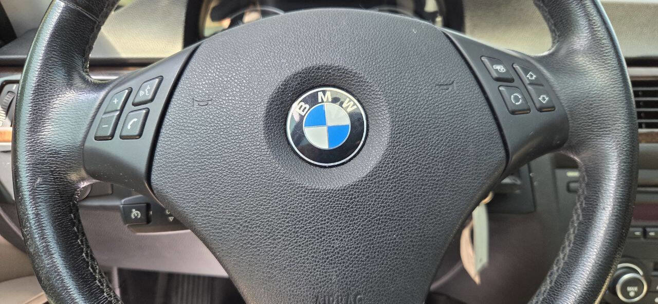 Used 2011 BMW 335i Sedan RWD image 20