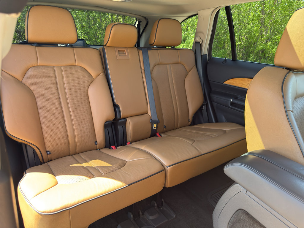 Used 2013 Lincoln MKX FWD image 29
