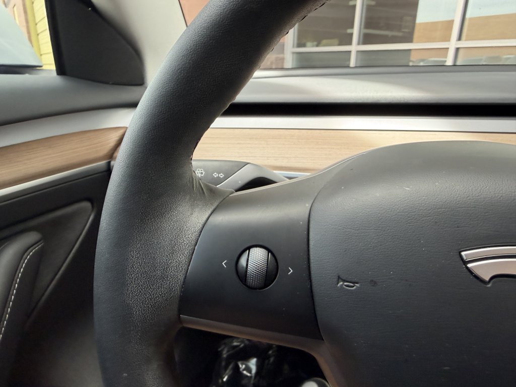 Used 2023 Tesla Model 3 Performance AWD/4WD image 32