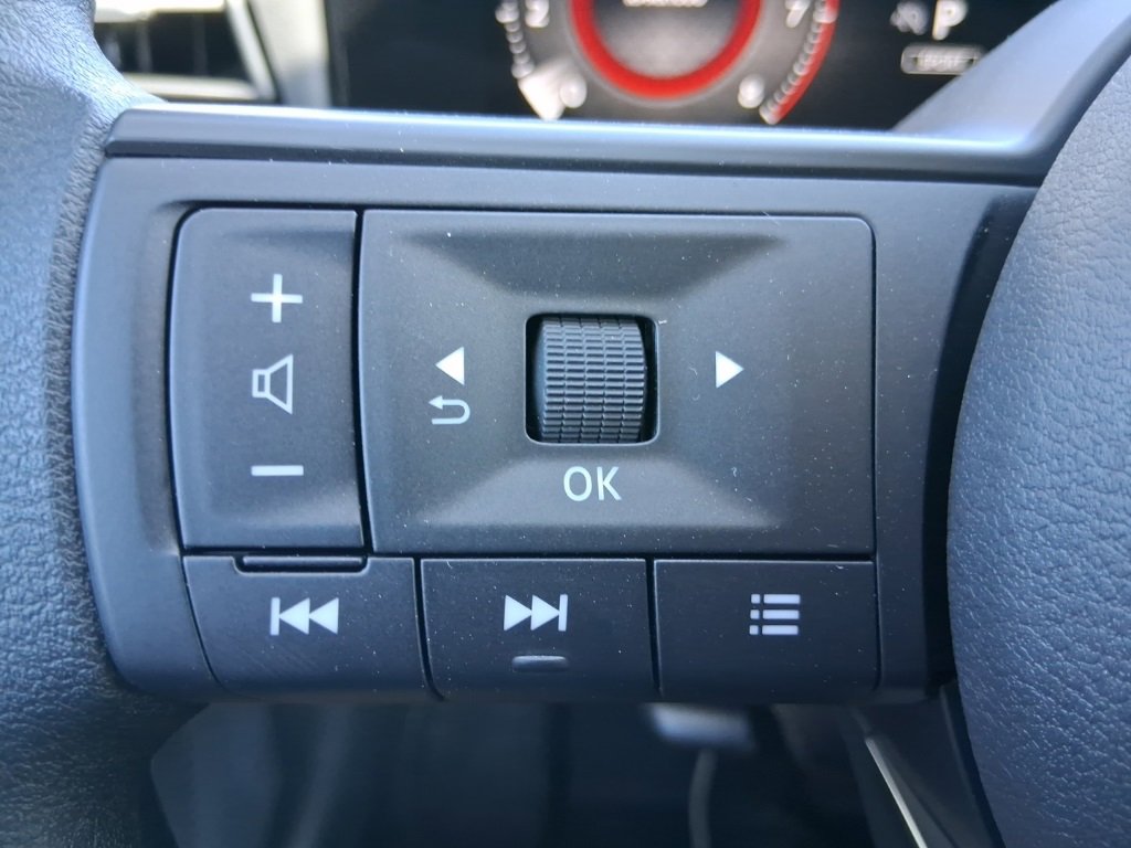 New 2026 Nissan Kicks SV w/ Cold Weather Package image 9