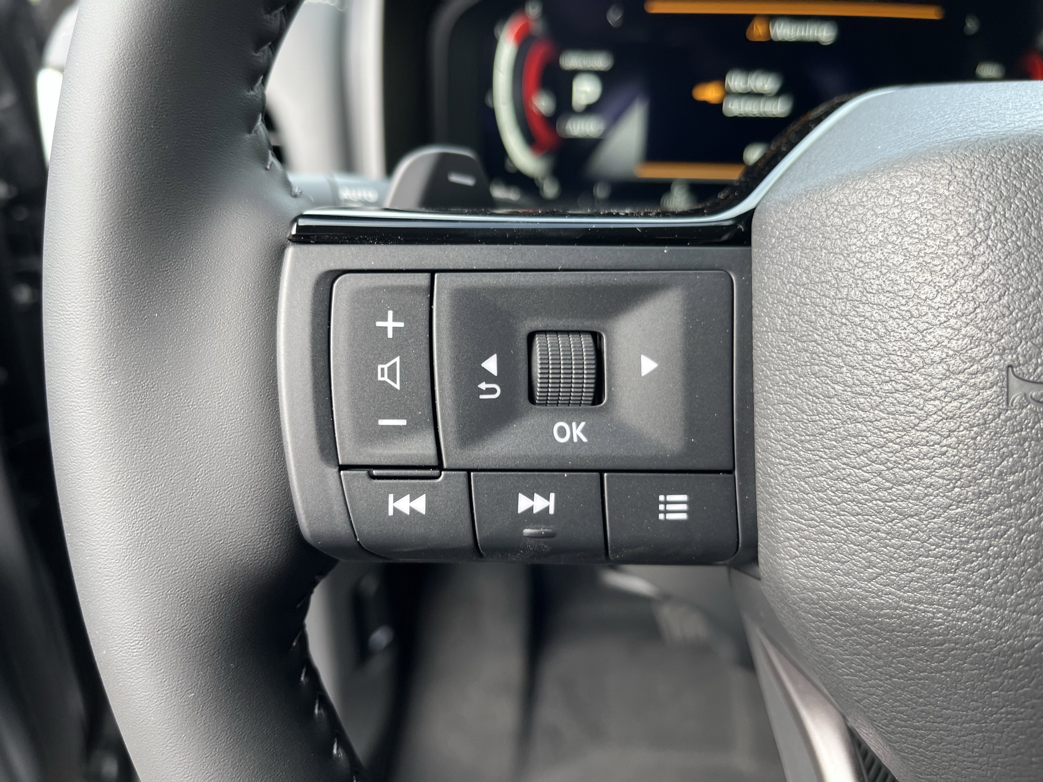 New 2026 Nissan Rogue Platinum image 15