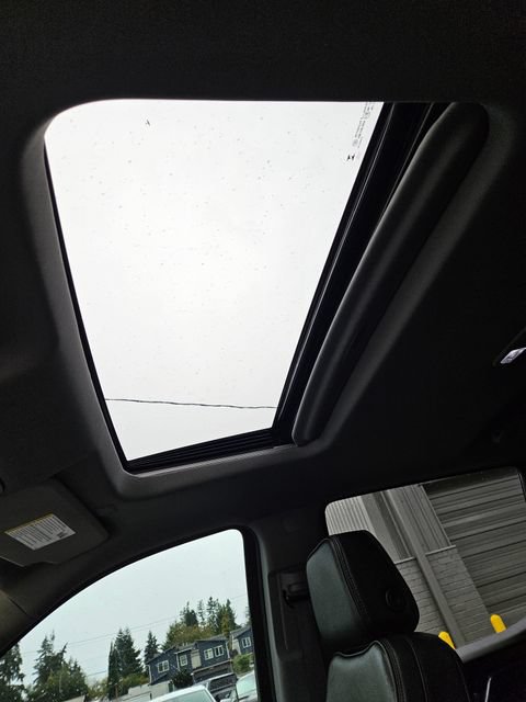Used 2024 GMC Sierra 1500 Denali w/ Denali Reserve Package AWD/4WD image 32