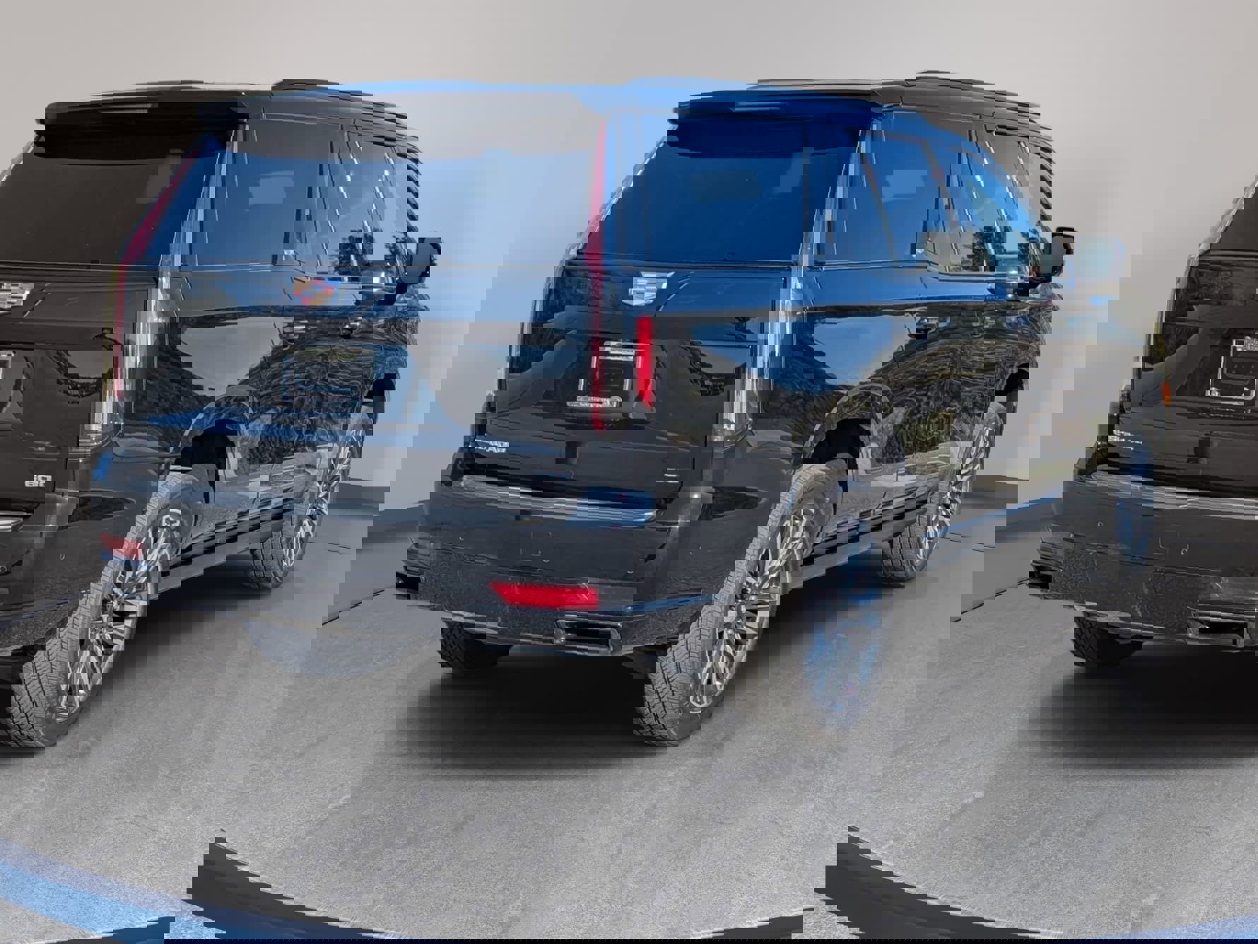 Used 2023 Cadillac Escalade Sport Platinum w/ Heavy-Duty Trailer Package image 5