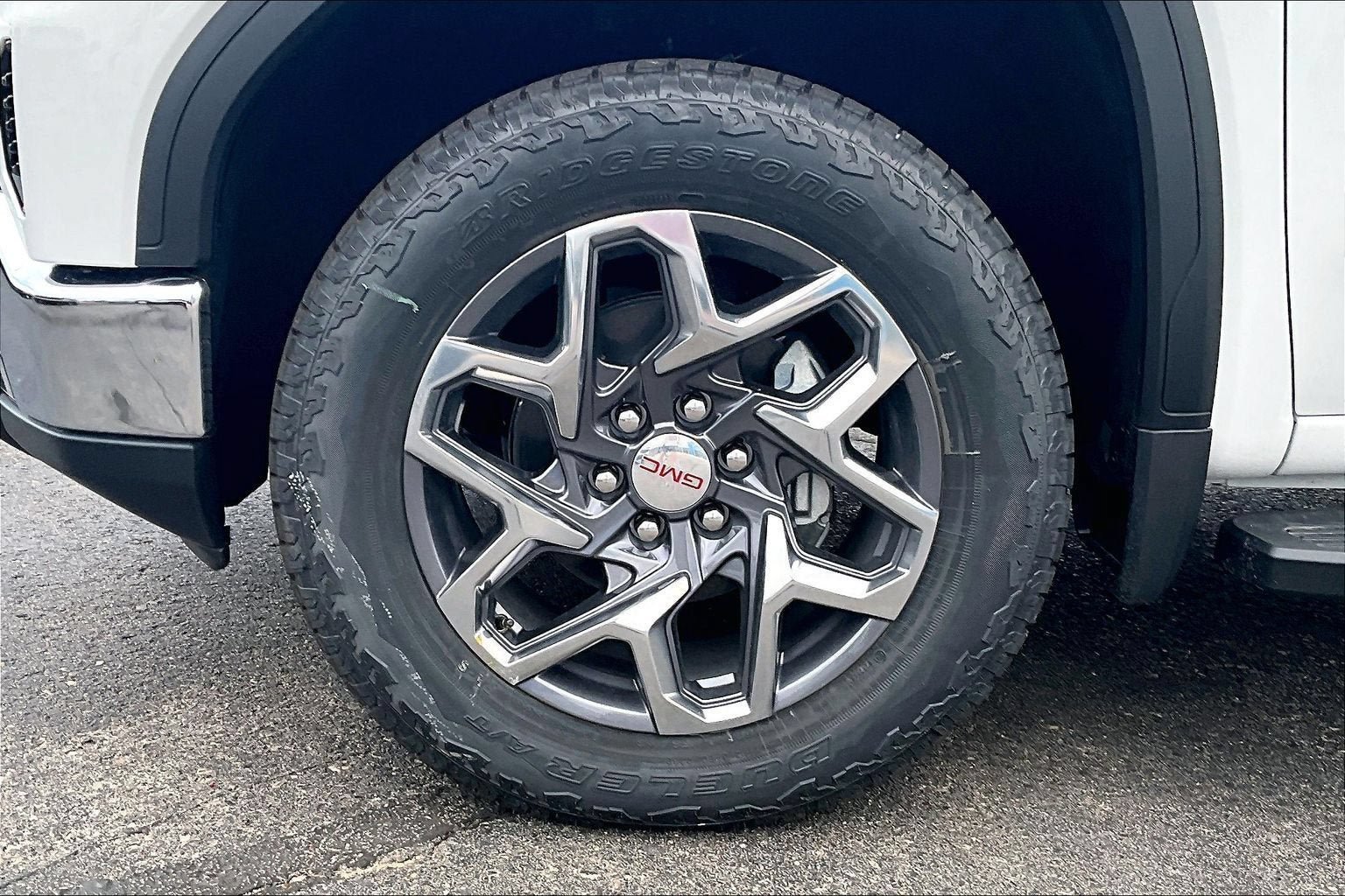 New 2026 GMC Sierra 1500 SLT w/ SLT Premium Plus Package AWD/4WD image 12
