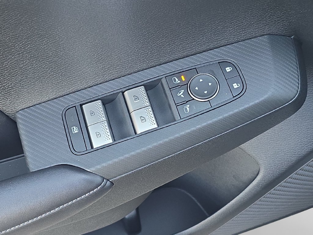 New 2026 Mitsubishi Outlander SE AWD/4WD image 14