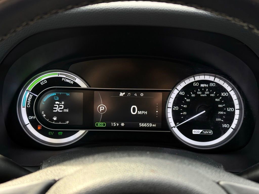 Used 2018 Kia Niro EX image 28