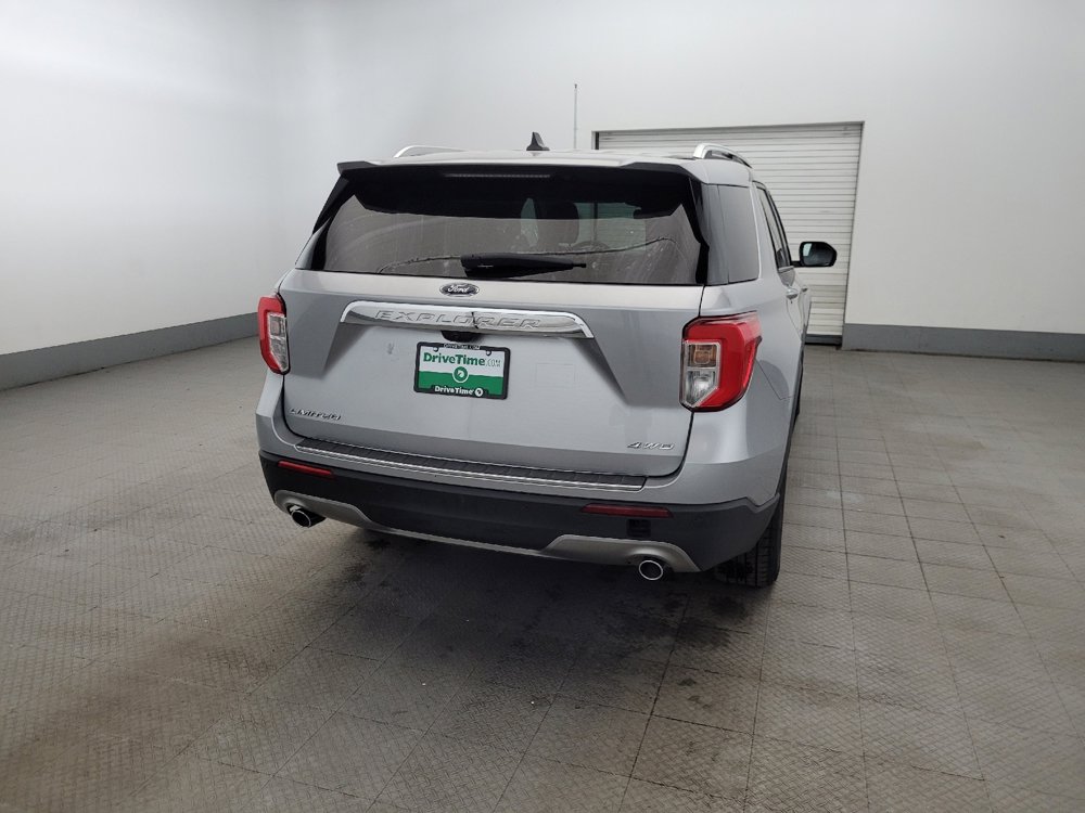 Used 2021 Ford Explorer Limited w/ Equipment Group 301A image 7