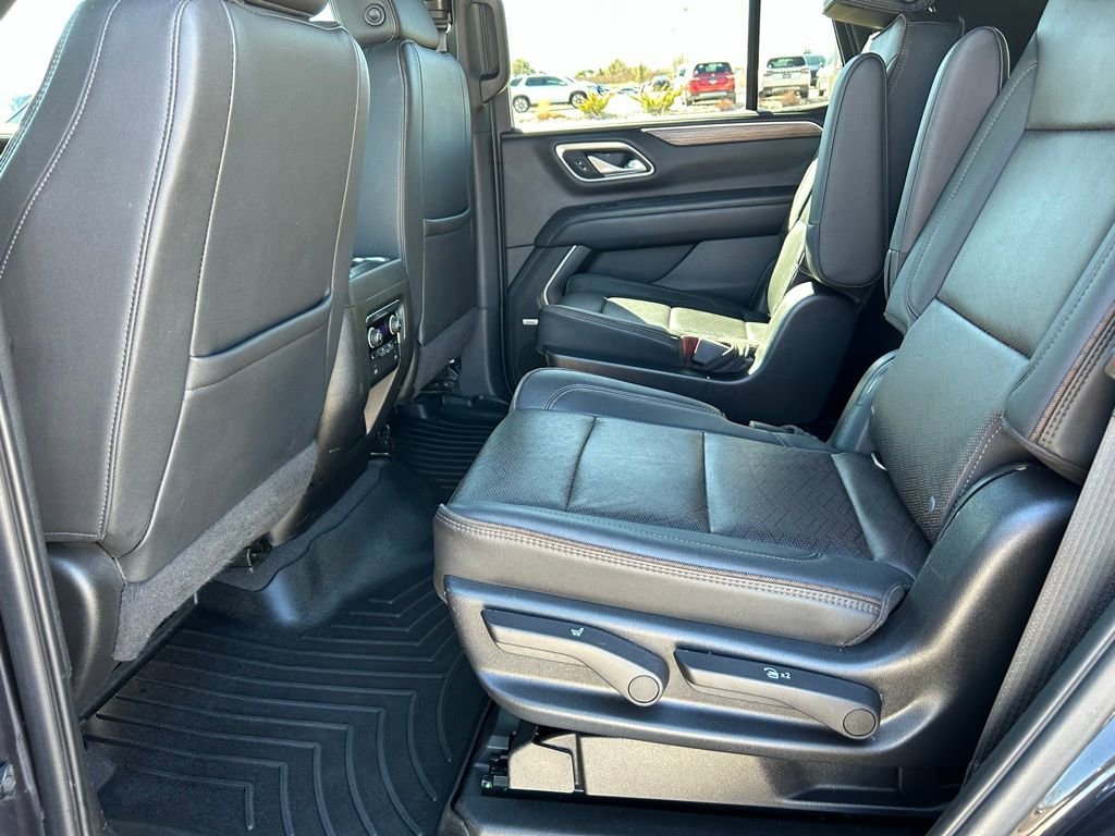 Used 2022 Chevrolet Tahoe High Country AWD/4WD image 25