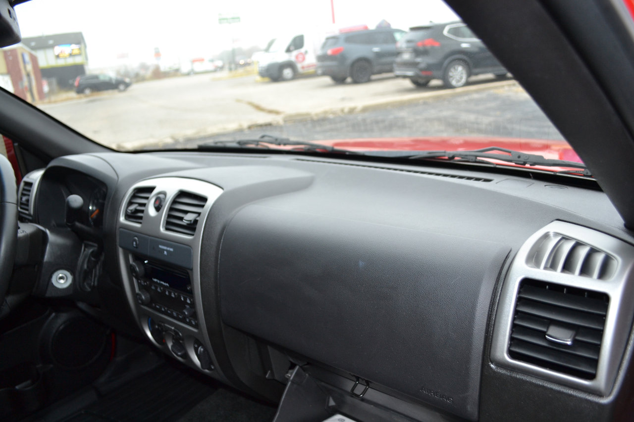 Used 2011 Chevrolet Colorado LT image 30