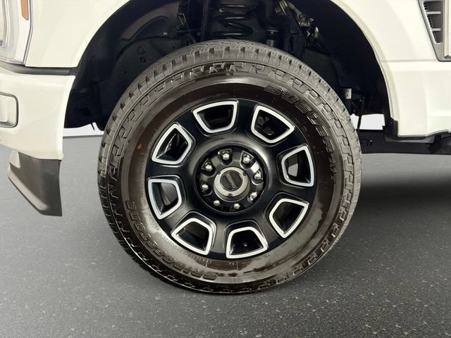 Used 2024 Ford F250 Platinum AWD/4WD image 22