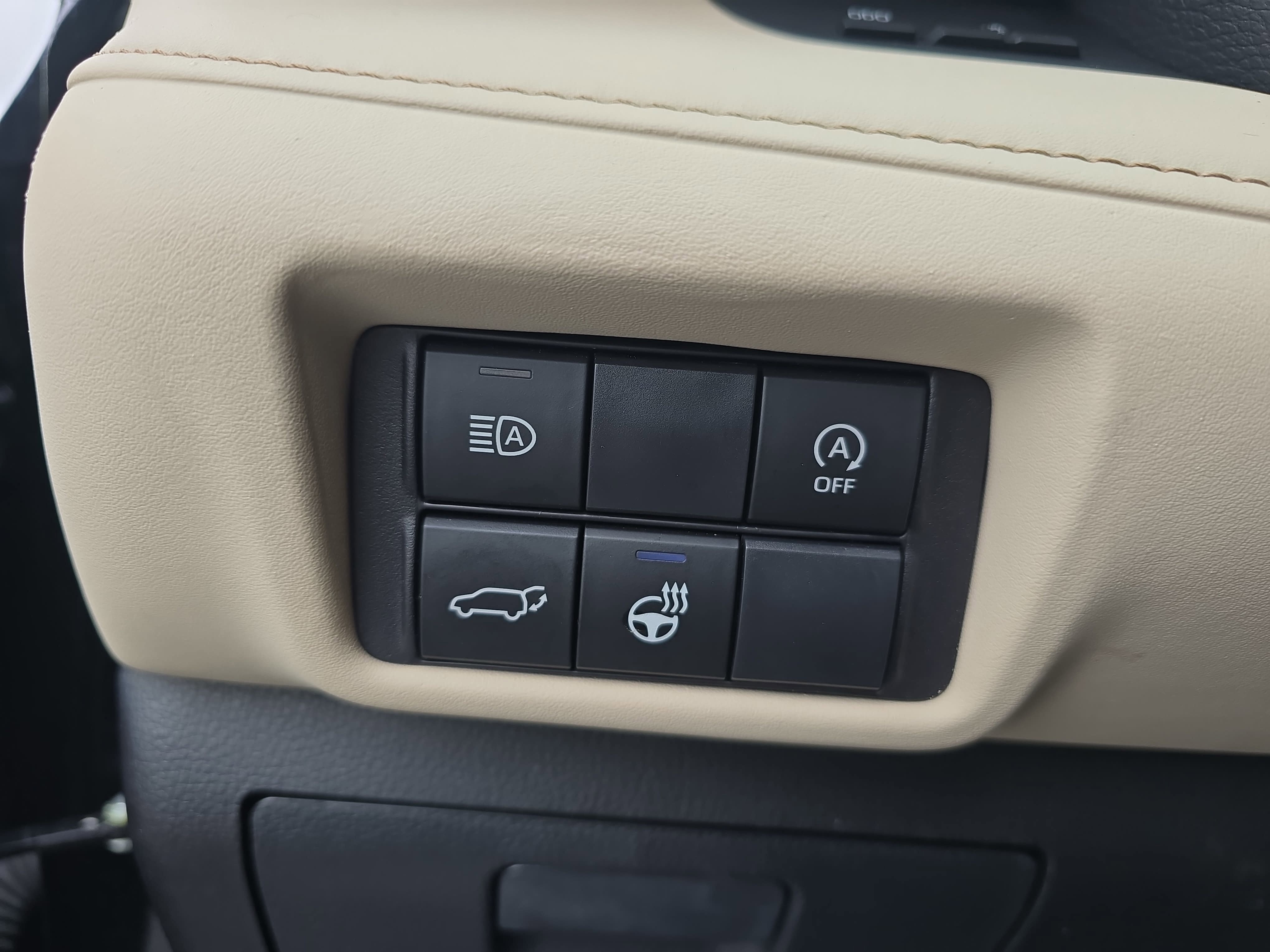 Used 2024 Toyota Highlander Limited AWD/4WD image 28