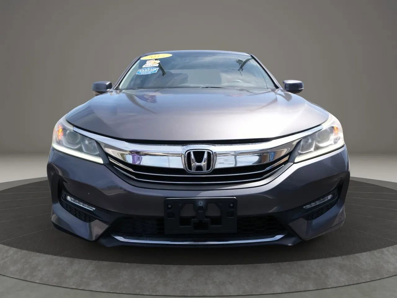 Used 2017 Honda Accord EX image 8