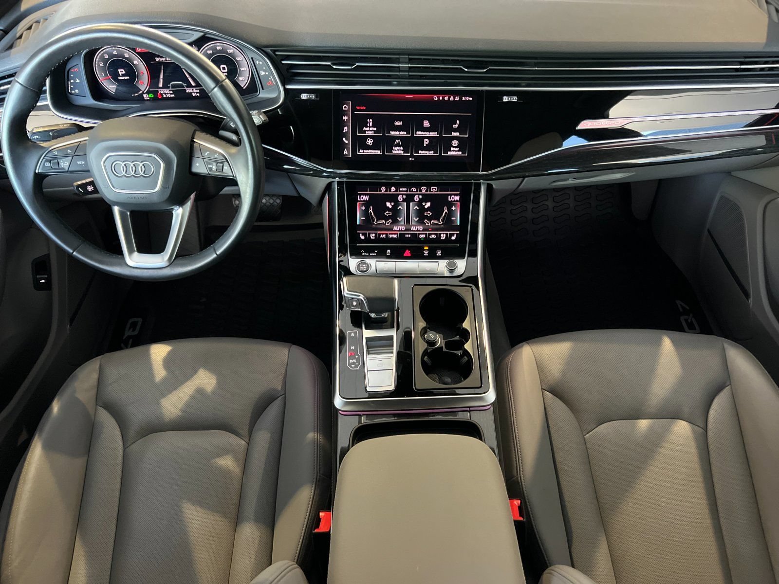 Used 2021 Audi Q7 3.0T Prestige w/ Prestige Package AWD/4WD image 7