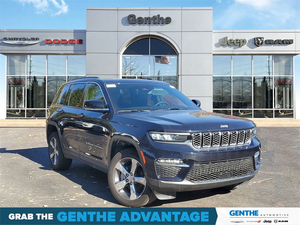 Certified 2024 Jeep Grand Cherokee Limited image 1