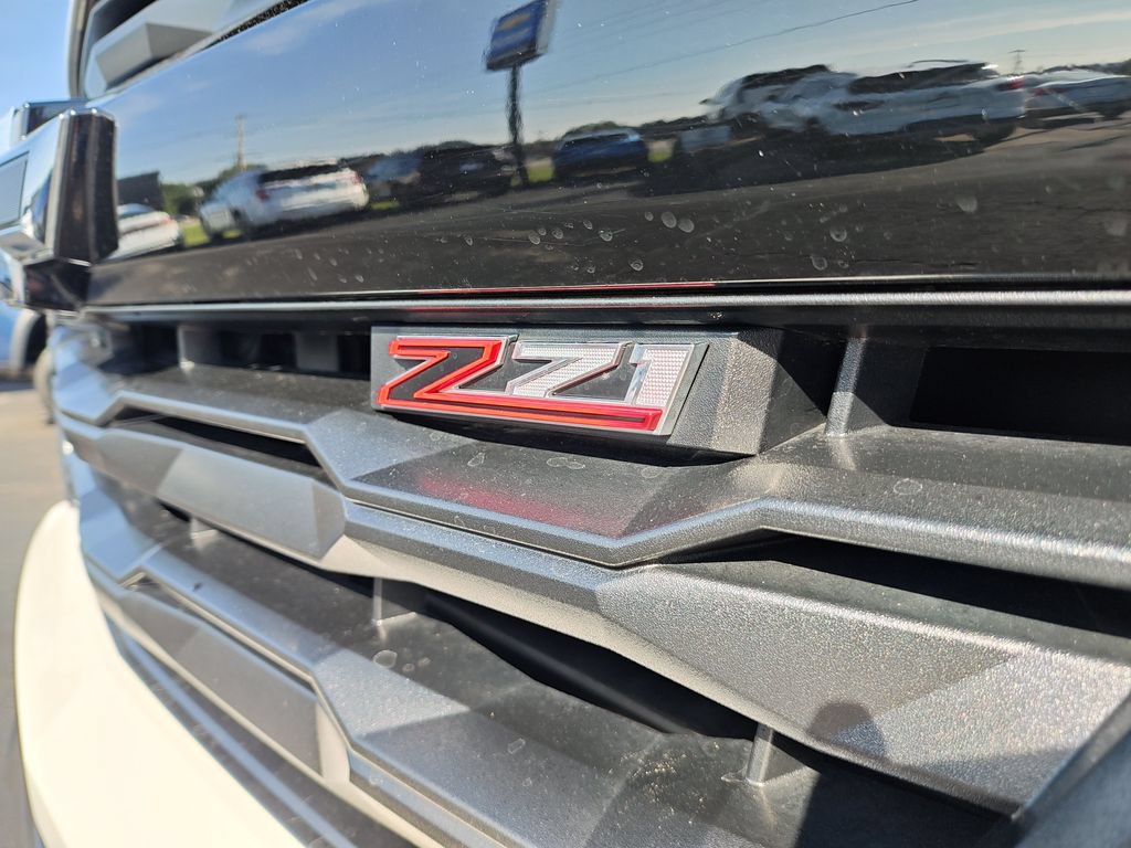 Used 2023 Chevrolet Colorado Z71 w/ Z71 Convenience Package 2 AWD/4WD image 27