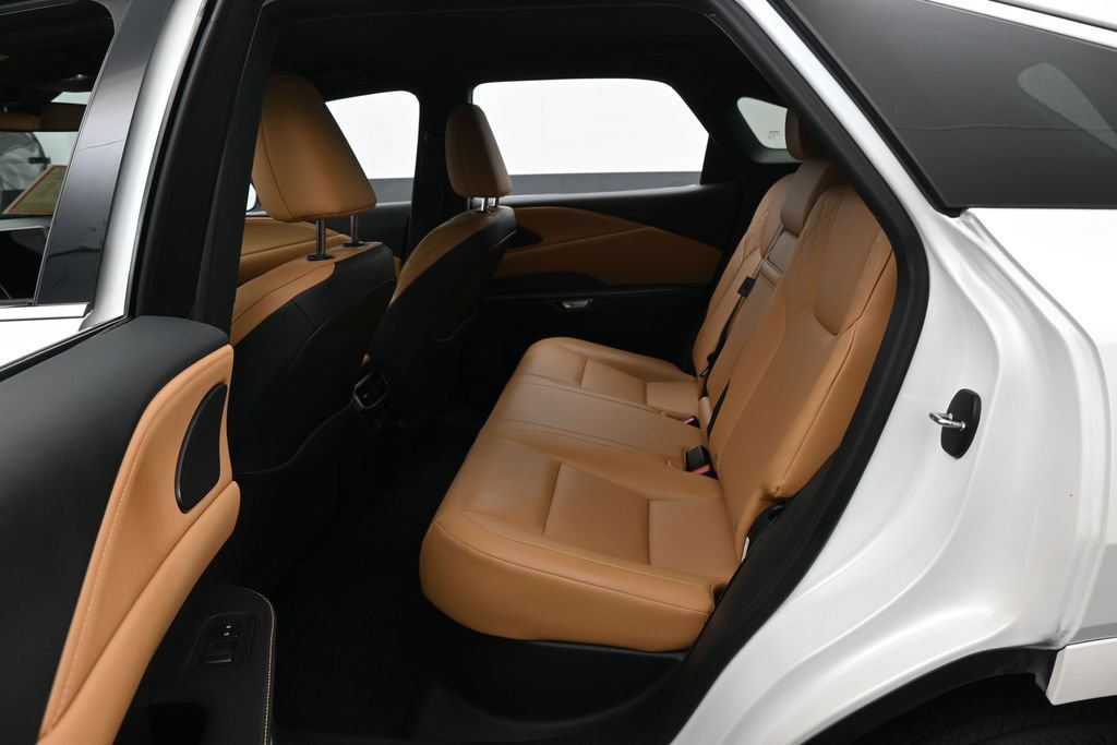 Used 2025 Lexus RX 350 FWD w/ Accessory Package (K3) image 30