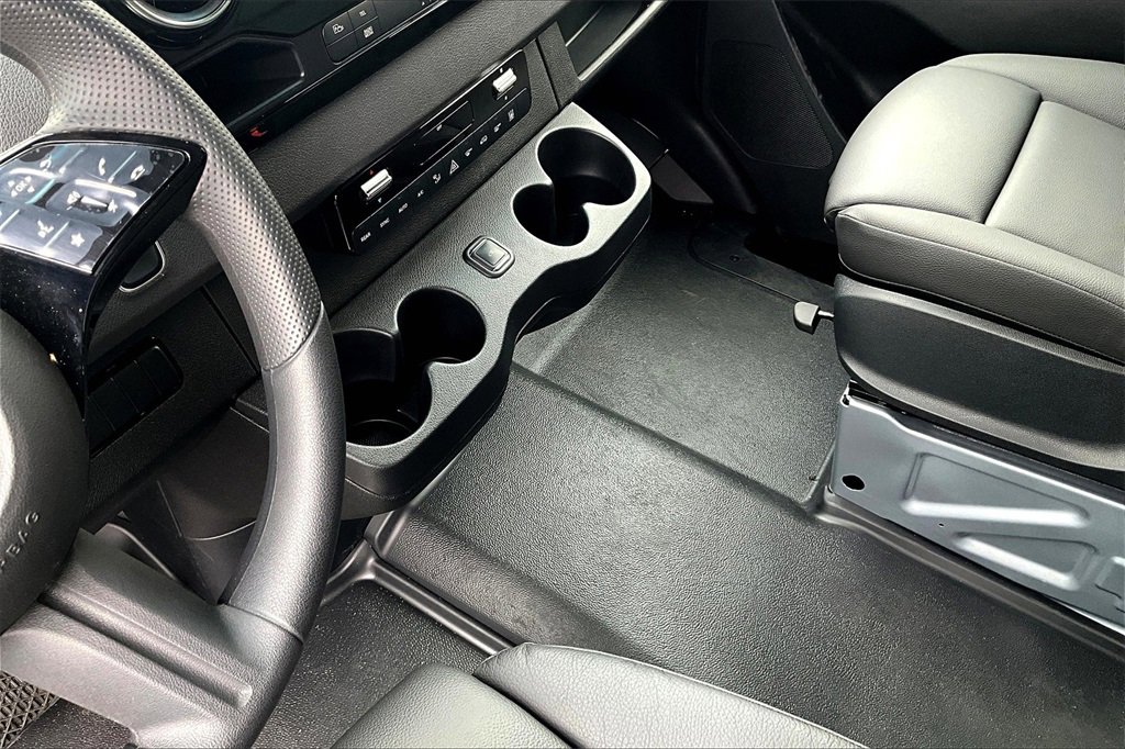 New 2025 Mercedes-Benz Sprinter 2500 image 7