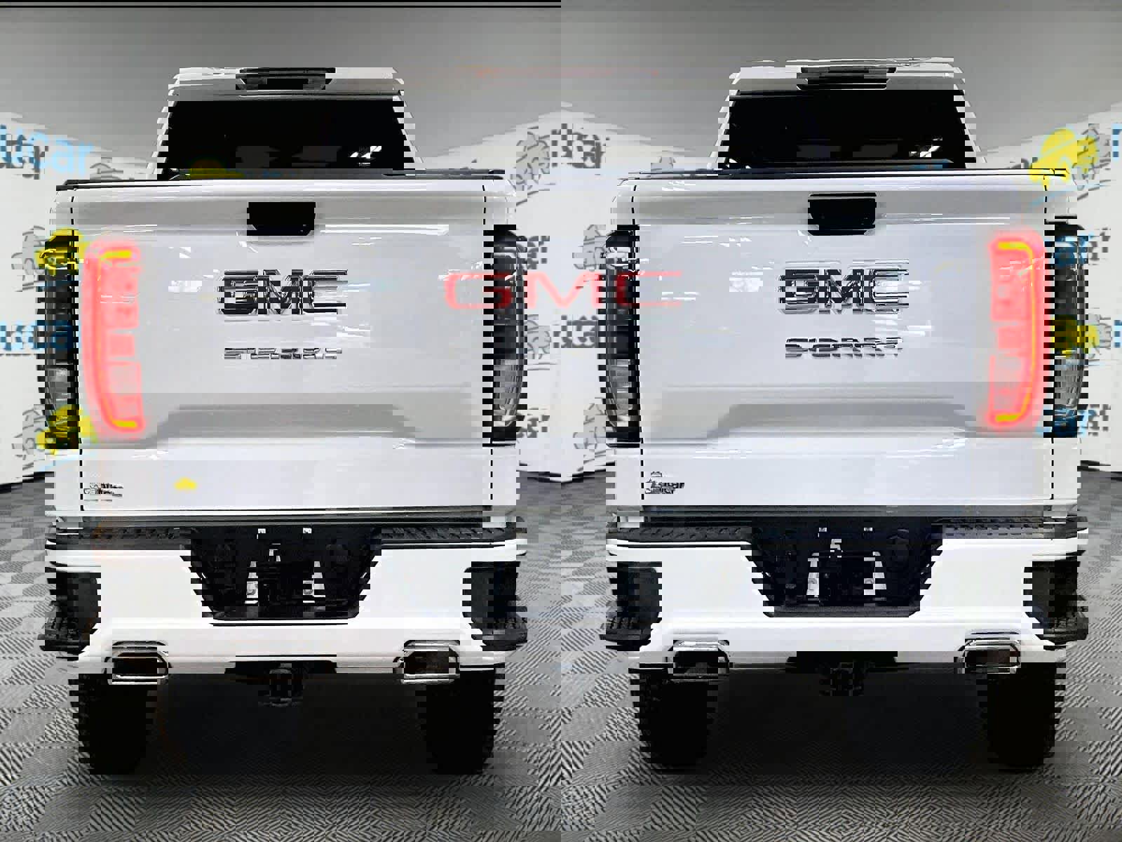 Used 2023 GMC Sierra 1500 Elevation w/ X31 Off-Road Package image 5