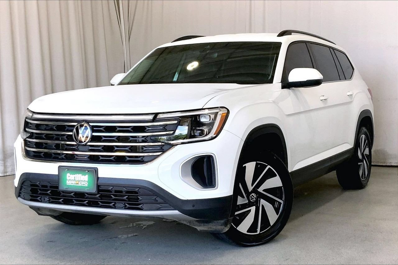 Used 2024 Volkswagen Atlas SE FWD image 12