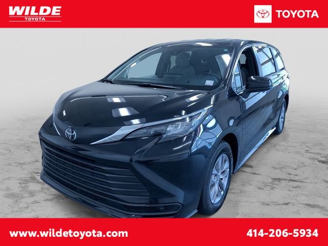 Used 2026 Toyota Sienna LE