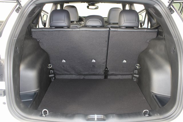 New 2026 Jeep Compass Latitude image 17