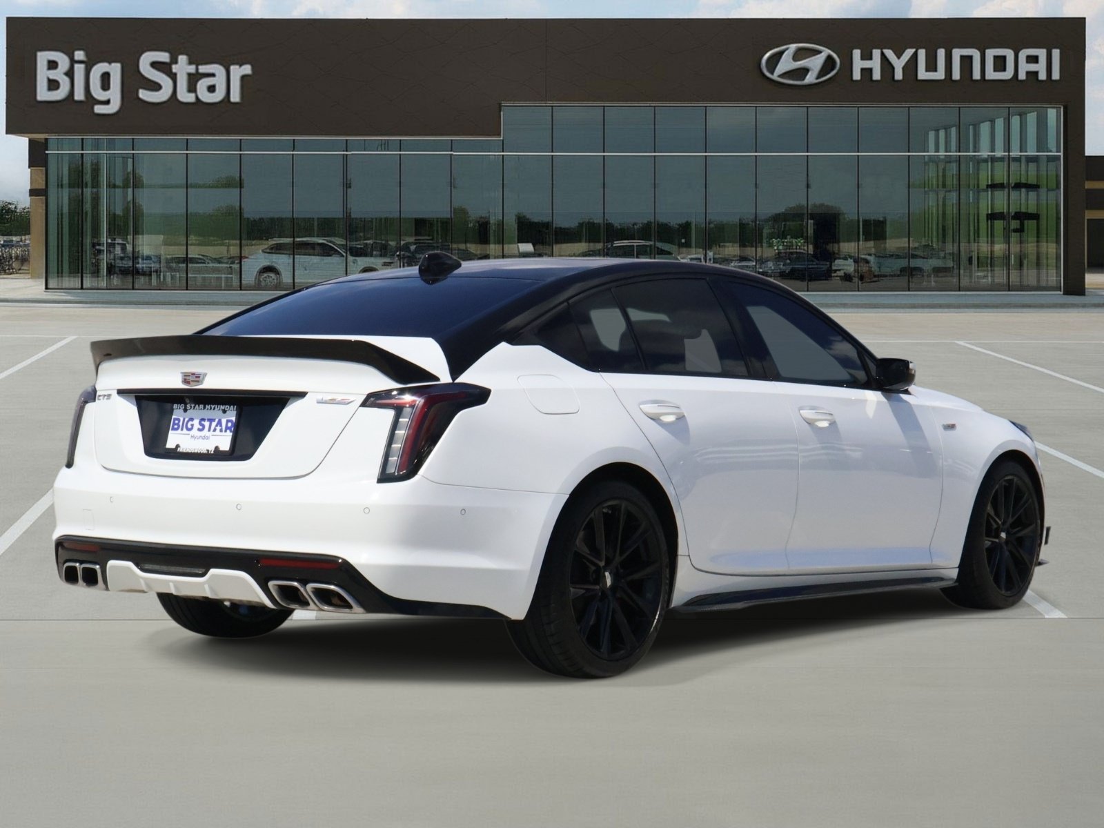 Used 2024 Cadillac CT5 V w/ Platinum Package RWD image 4