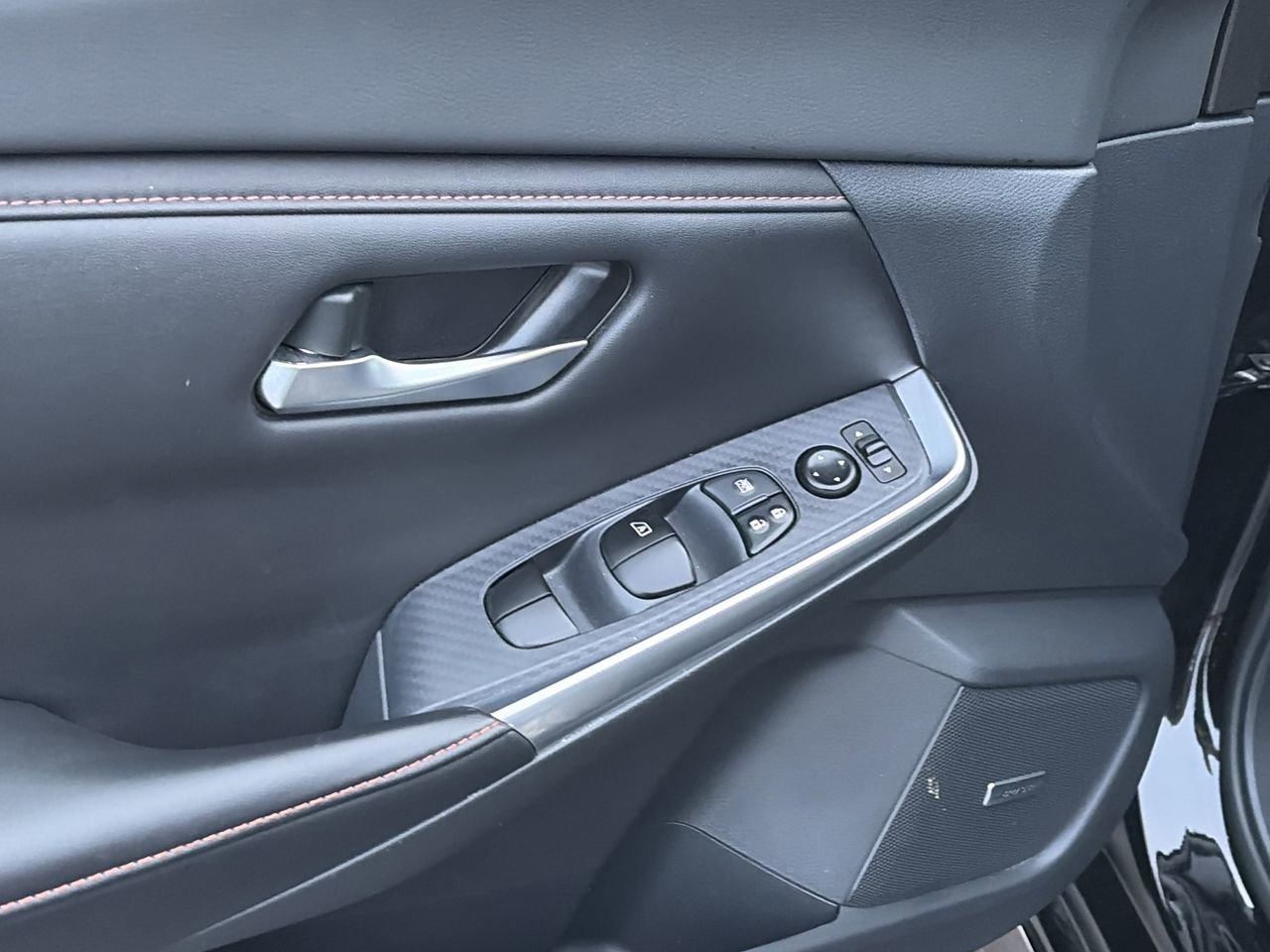 Certified 2023 Nissan Sentra SR w/ SR Premium Package image 25