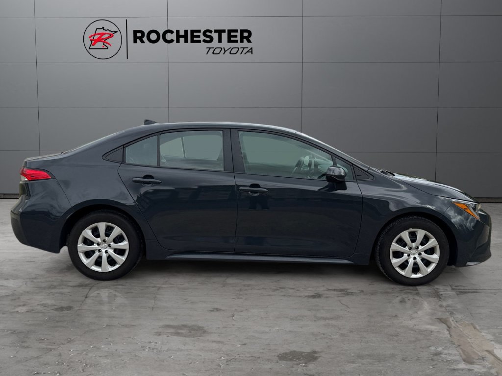Certified 2025 Toyota Corolla LE FWD image 6